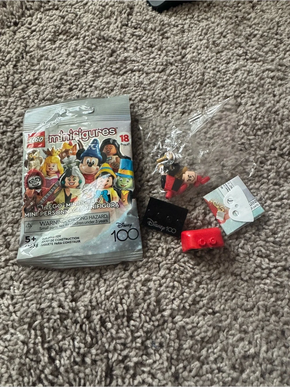 Lego Disney Minifigure Queen of Hearts